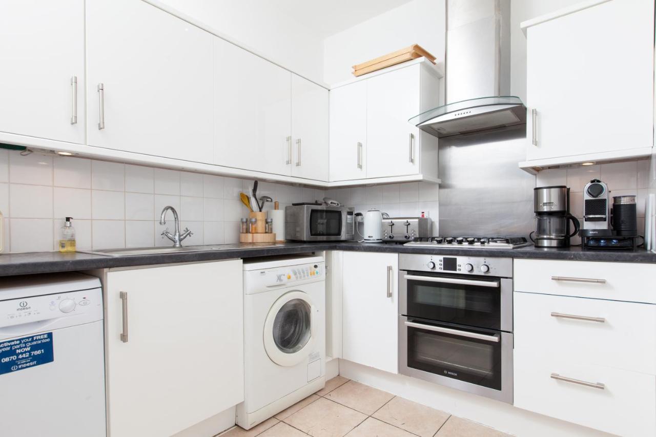Amazing Apartments - London Road By Holyrood Park エディンバラ エクステリア 写真