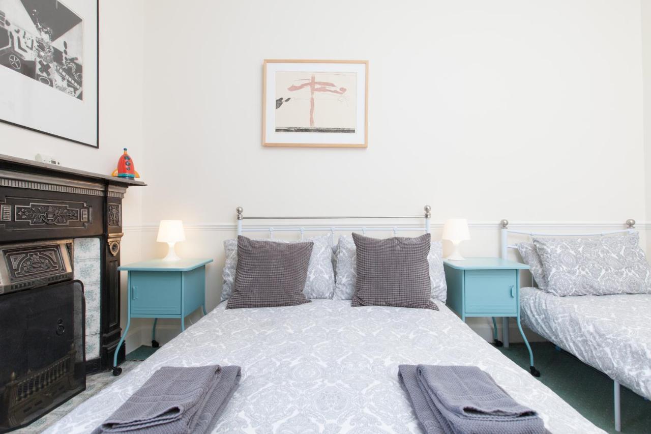 Amazing Apartments - London Road By Holyrood Park エディンバラ エクステリア 写真